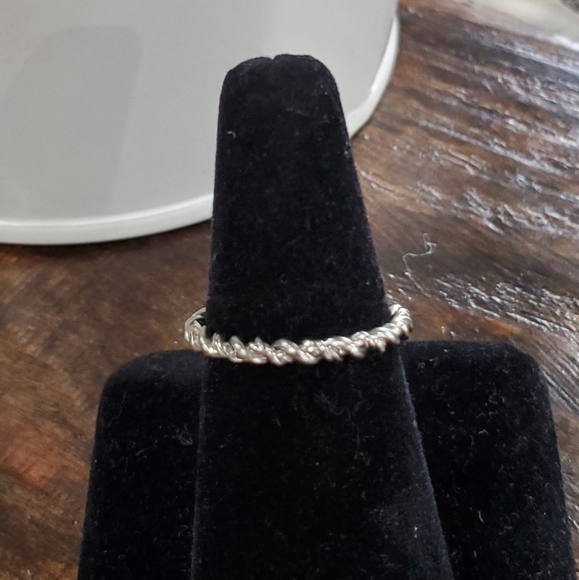 Sterling Silver Ring Jewelry - Rope style band